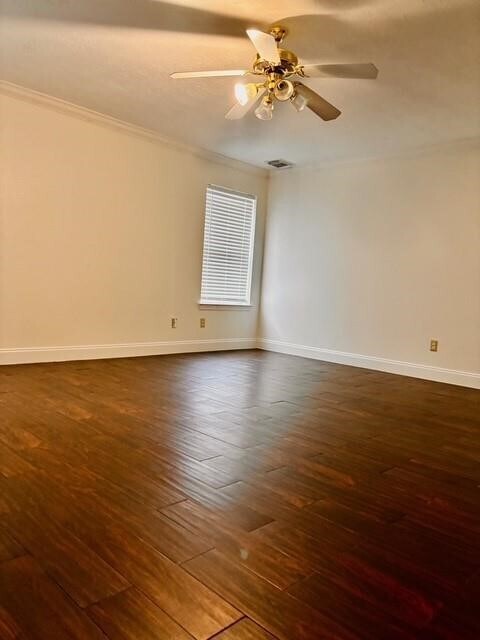 Building Photo - 23915 Floragate Dr