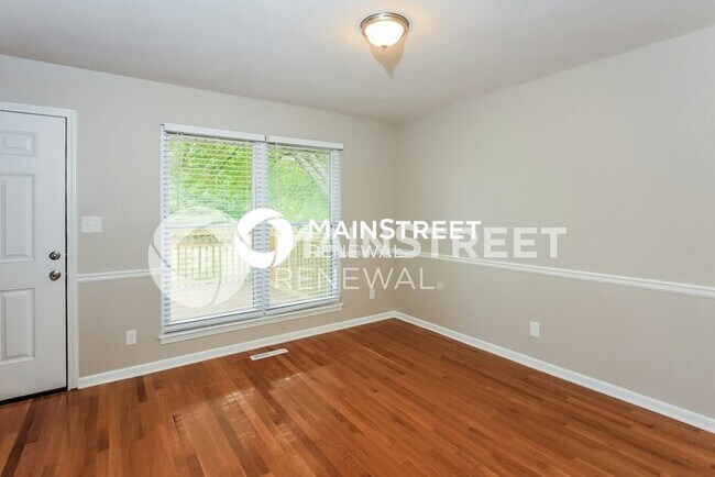 Building Photo - 3 Bedroom Pet-Friendly Home in Kansas City...