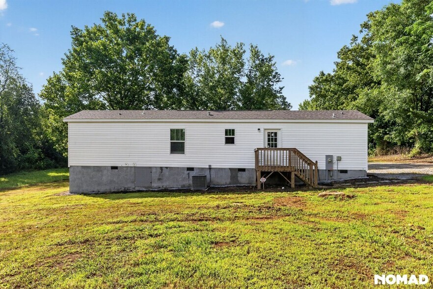 Building Photo - 1431 W Ridgeway Rd