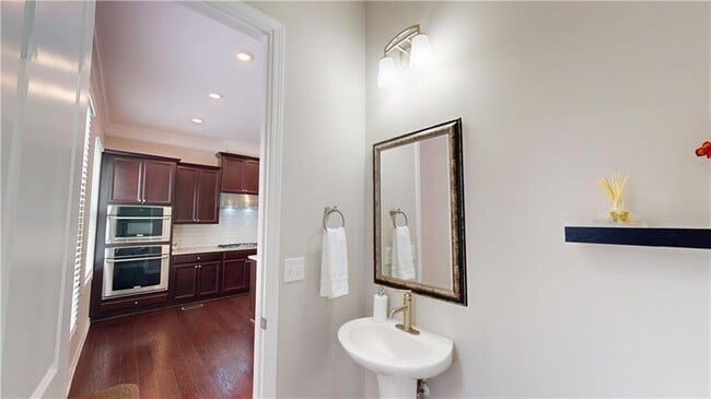 Building Photo - 753 Topsail Ln