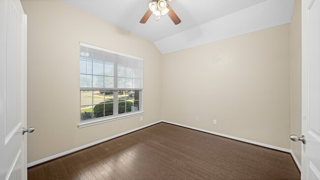 Building Photo - 8602 Austin Thomas Dr