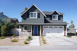 Building Photo - 13820 N 7th St