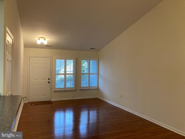 Building Photo - 2819 Berth Ct