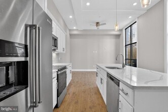 Building Photo - 2034 N Front St