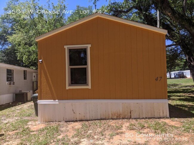 Building Photo - 3501 W Orange Ave