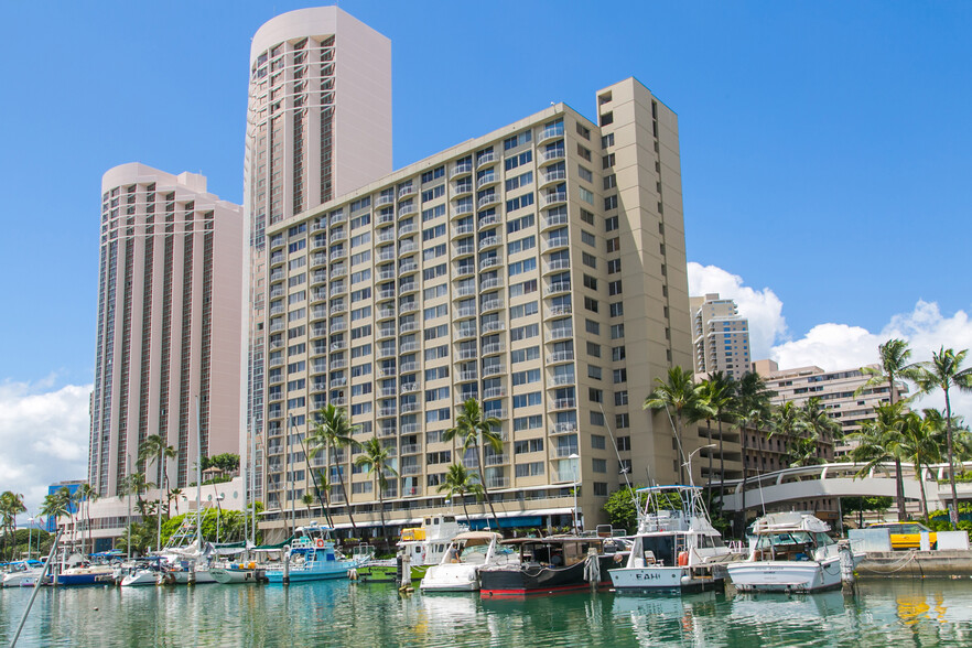 Building Photo - 1765 Ala Moana Blvd