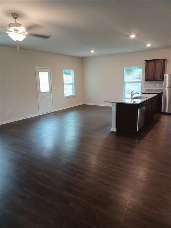 Building Photo - 174 Innis Brk Cir