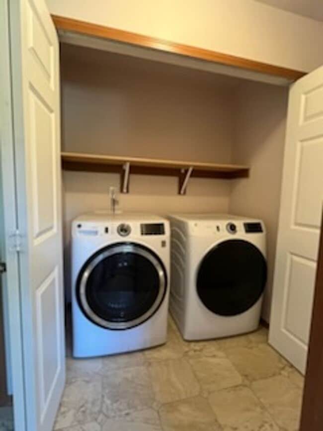 Building Photo - 3 bedroom Rambler off of Agate