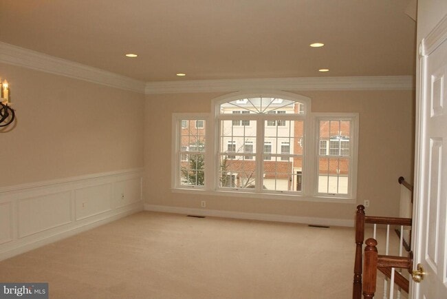 Building Photo - 47567 Royal Burnham Terrace