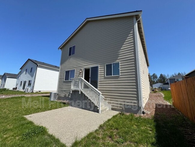 Building Photo - 170 NE Belfair Sta