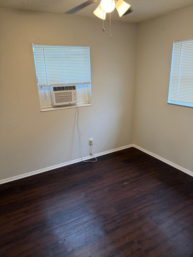 Building Photo - Charming 2-Bedroom, 1-Bath Home with Great Outdoor Spaces!