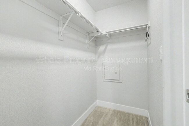 Building Photo - 9985 E 59th Ave
