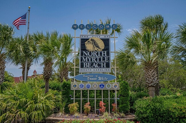 Building Photo - Coastal Living at its Best: Charming 3-Bedroom Near the Beach