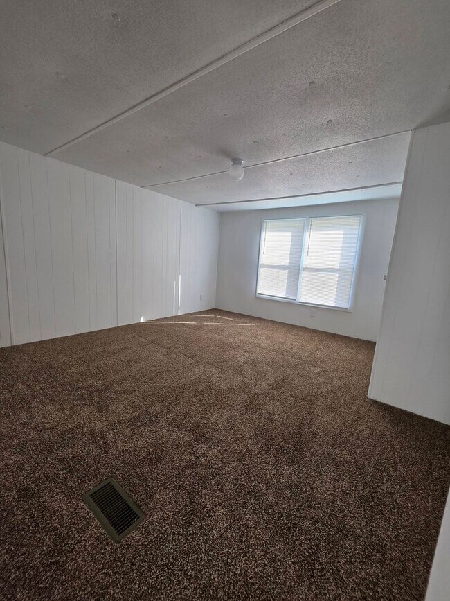 Building Photo - 3135 Calloway Dr