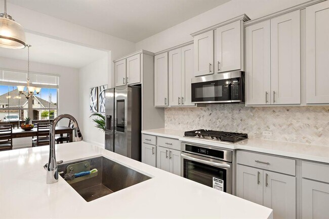 Building Photo - 2901 Oak Chase Cv