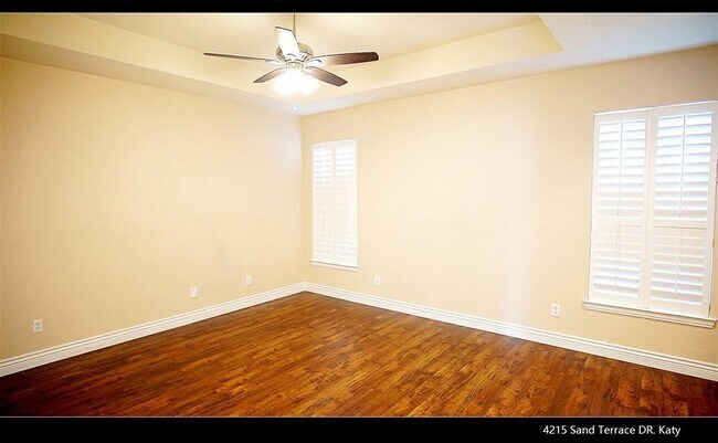 Building Photo - 4215 Sand Terrace Dr
