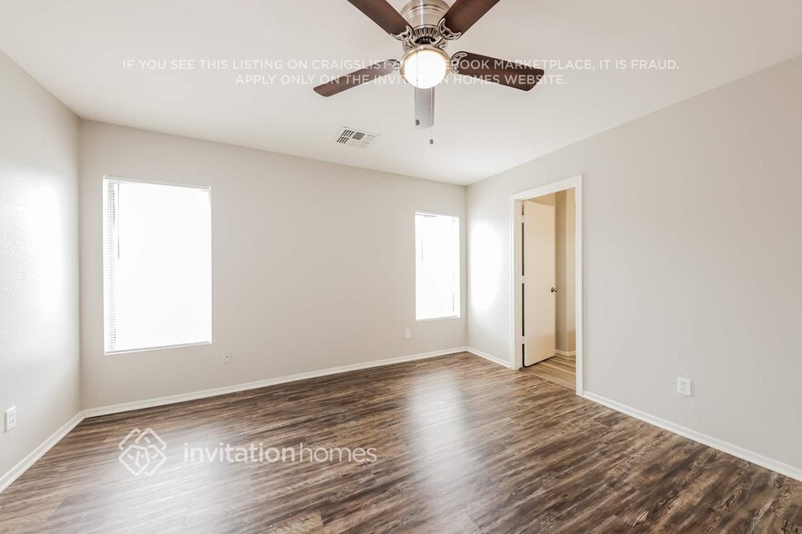 Building Photo - 12845 W Myer Ln