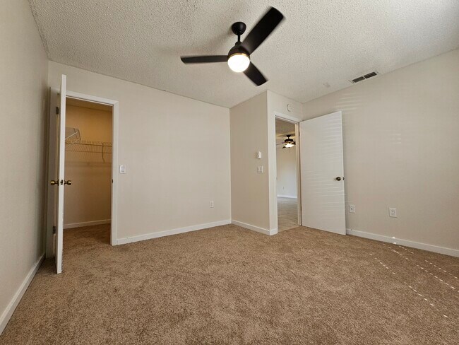 Building Photo - 11267 Tuscanny Ave