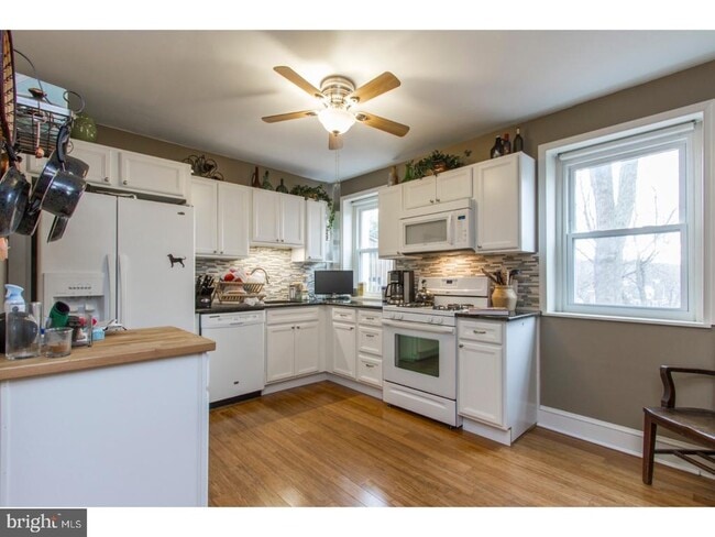 Primary Photo - 317 W 4th Ave