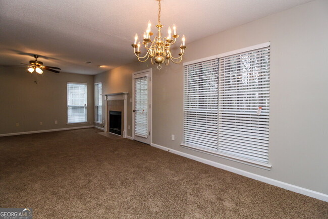 Building Photo - 105 Braelinn Creek Path