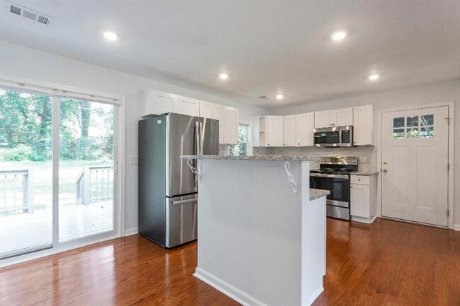 Building Photo - 4144 Canby Ln