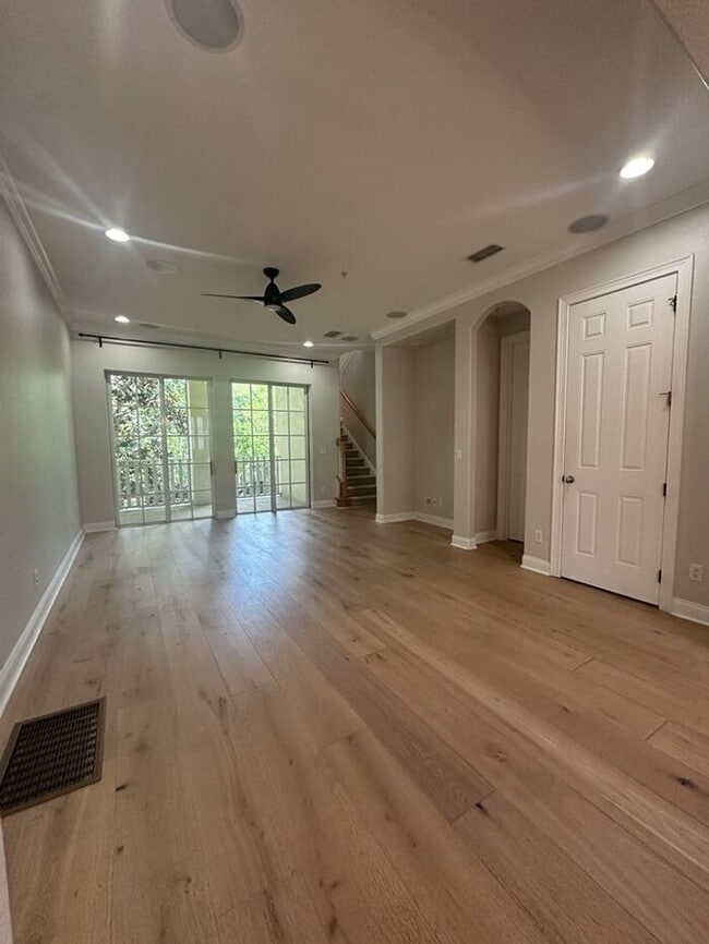 Building Photo - WESTSHORE YACHT CLUB - PREMIER GATED COMMUNITY