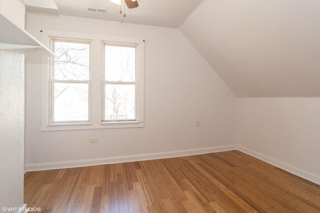 Building Photo - 3707 W McLean Ave