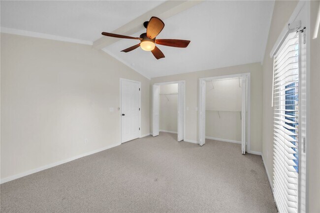 Building Photo - 103 Sunningdale Ct