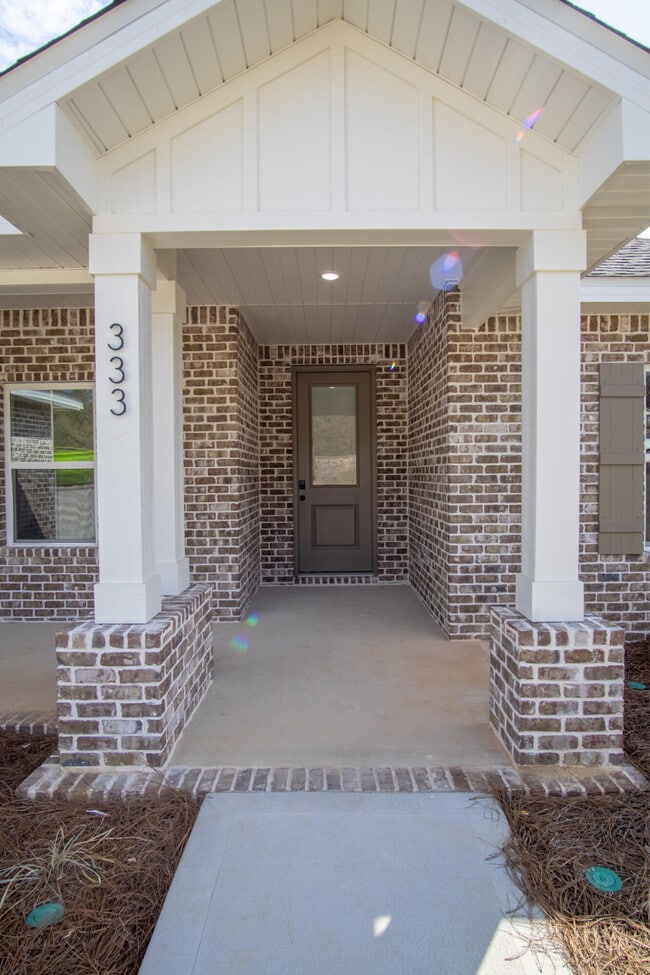 Building Photo - 333 Shoal River Dr