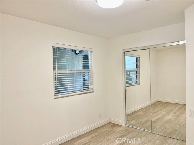 Building Photo - 352 Y Pl