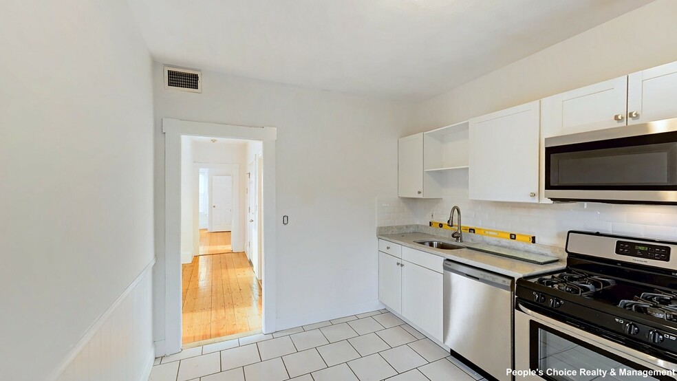 Building Photo - 15 Vinal Ave