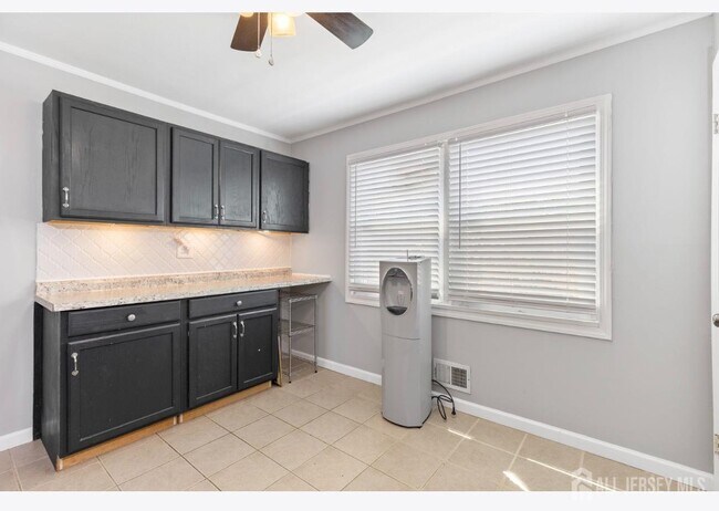 Building Photo - 3 Tiger Lilly Ct