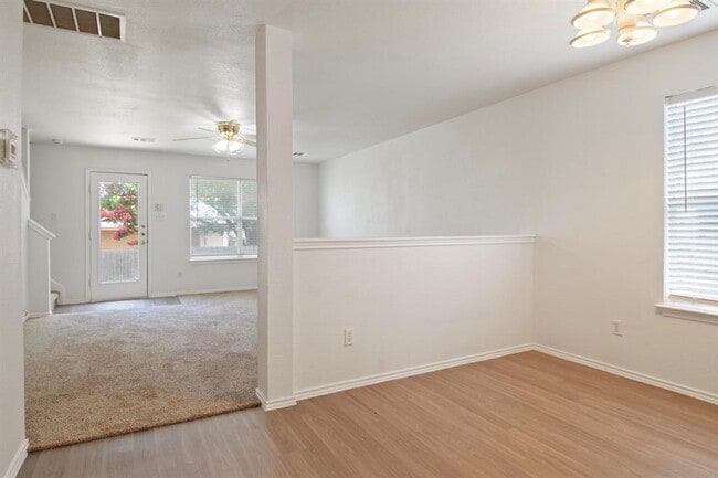 Building Photo - 2733 Crimson Sky Ct