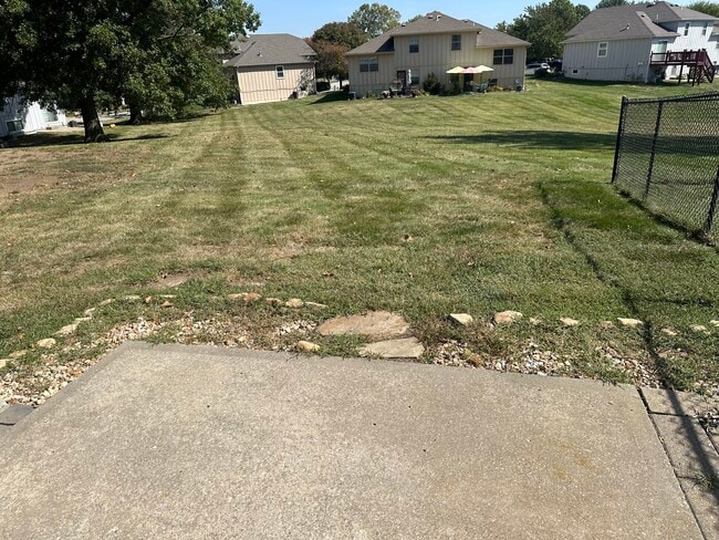 Building Photo - 8703 N Hull Dr