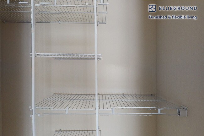 Building Photo - 79 Alexander St