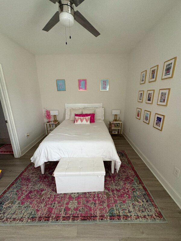 Building Photo - 1200 Taylor Cottage Cove