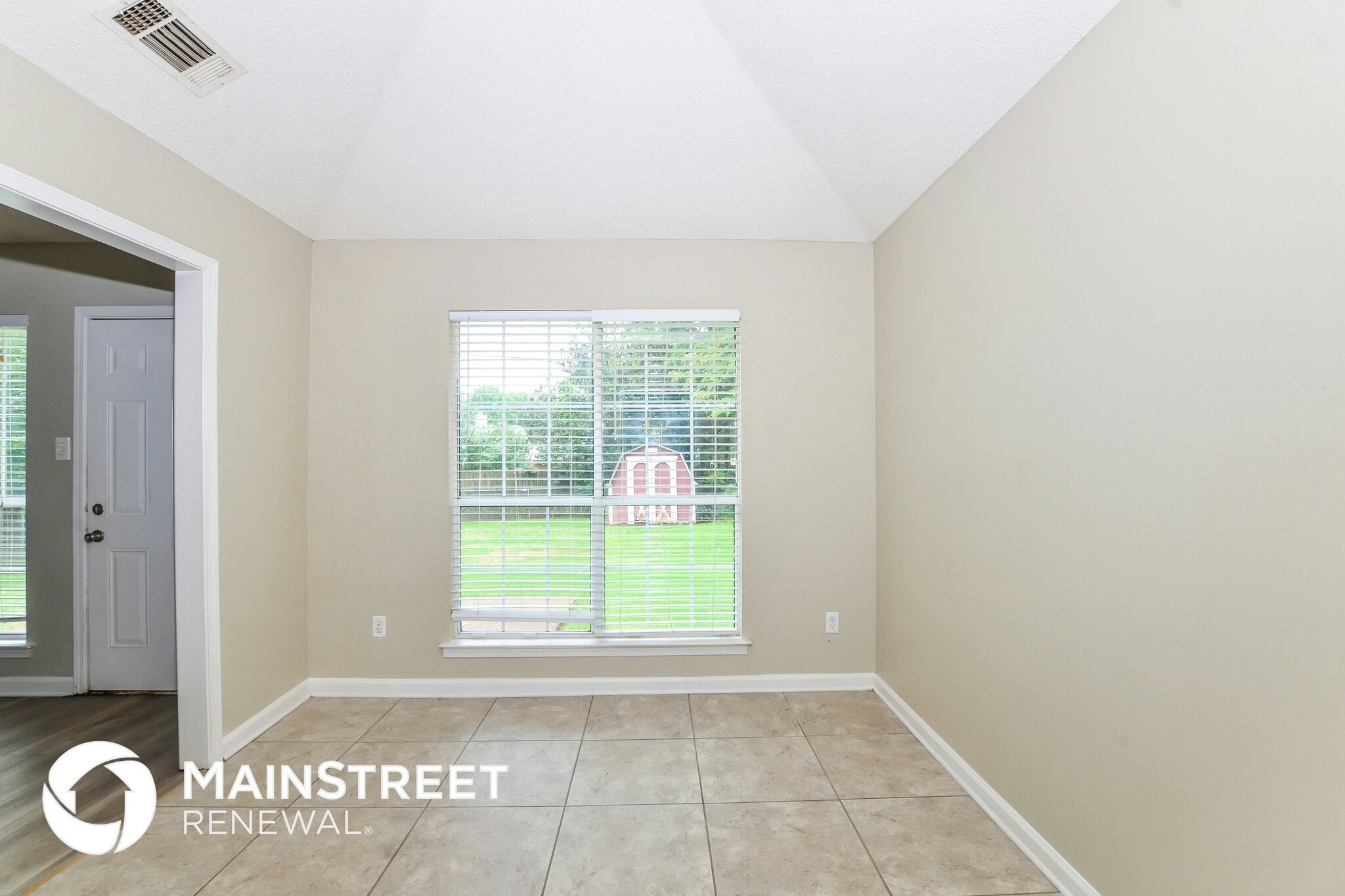 Building Photo - 1247 Grange Way Dr