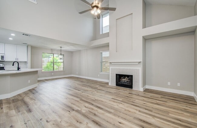 Building Photo - 5238 Timber Quail Dr