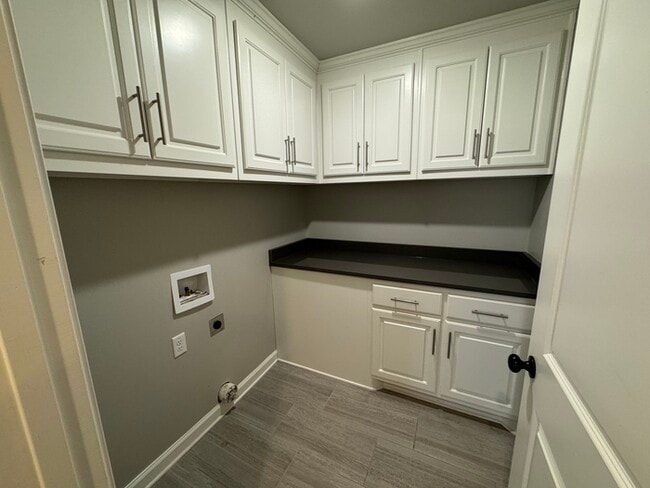 Building Photo - New 4 bedroom 3 bath home in Sherwood