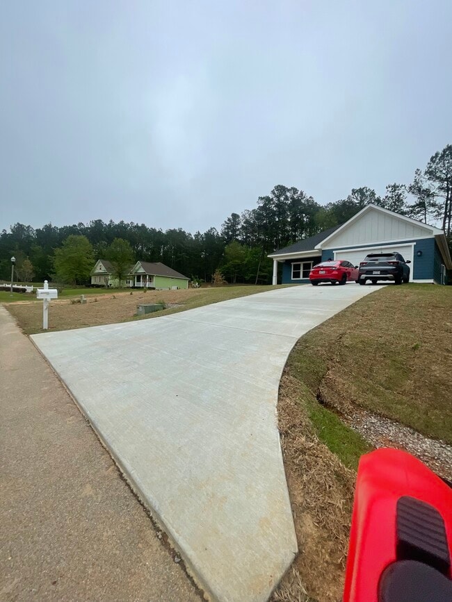 Building Photo - 1212 68th Ct