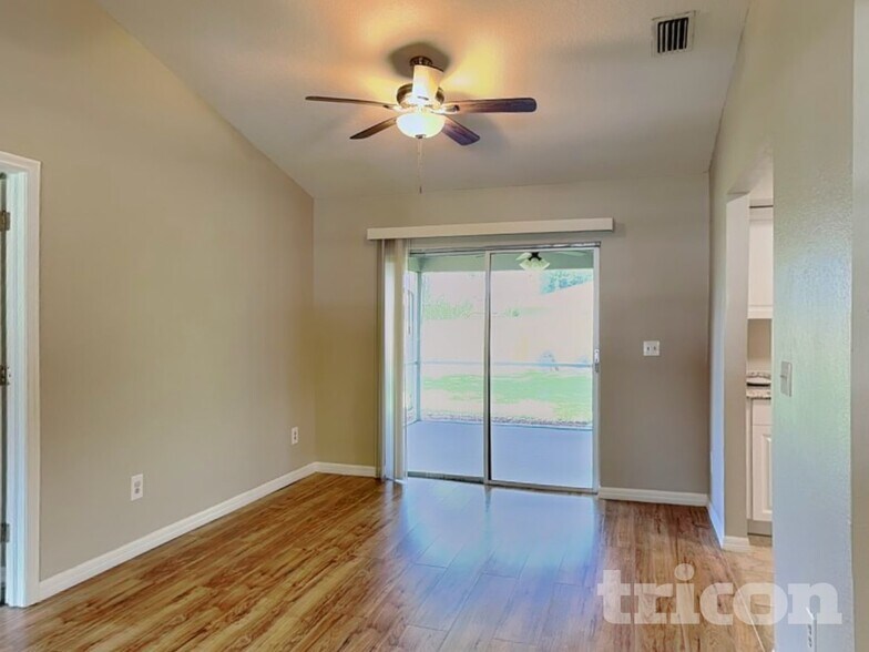 Building Photo - 20336 Peachland Blvd