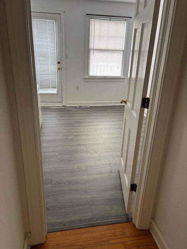 Building Photo - 6541 Broadwater Cir