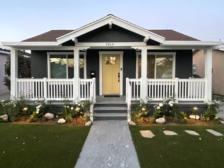 Front - 3809 Brunswick Ave