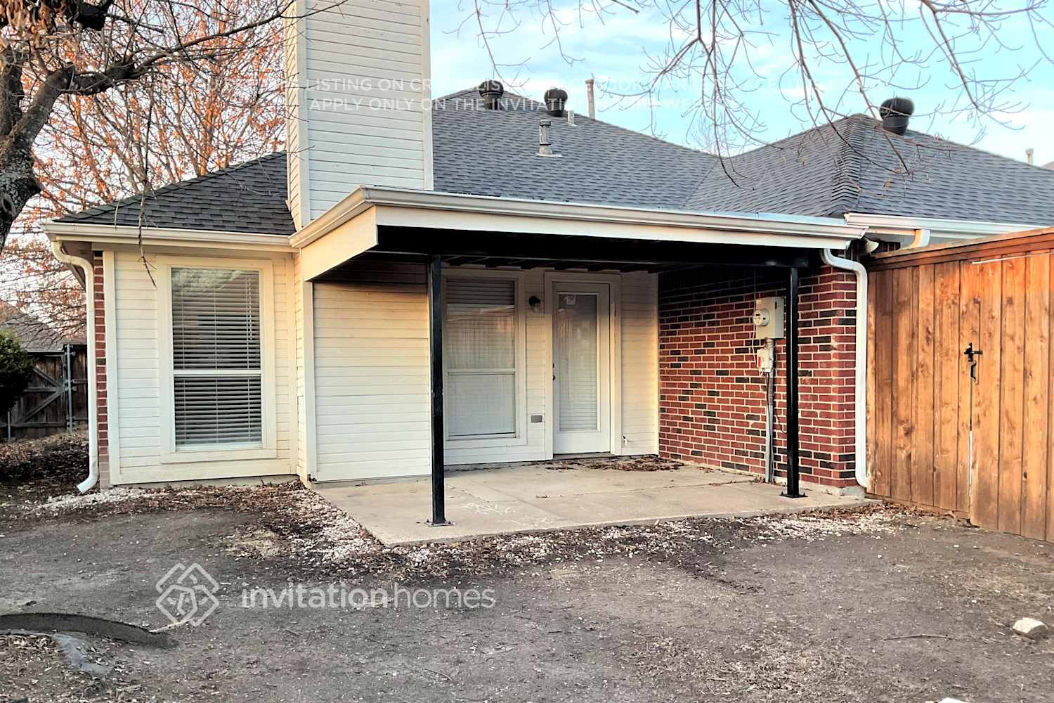 Building Photo - 9999 Buckingham Ln