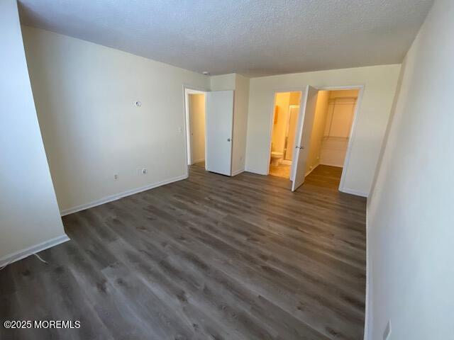 Building Photo - 83 Des Moines Ct