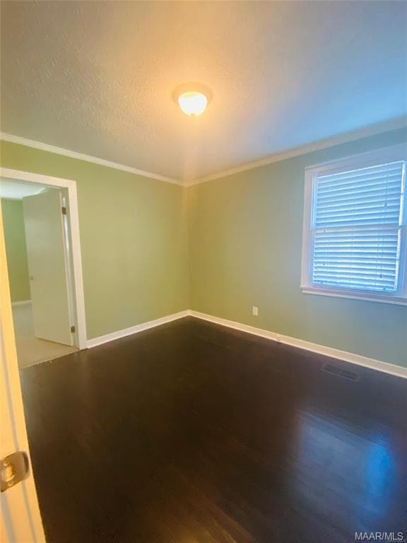 Building Photo - 2048 Midway St