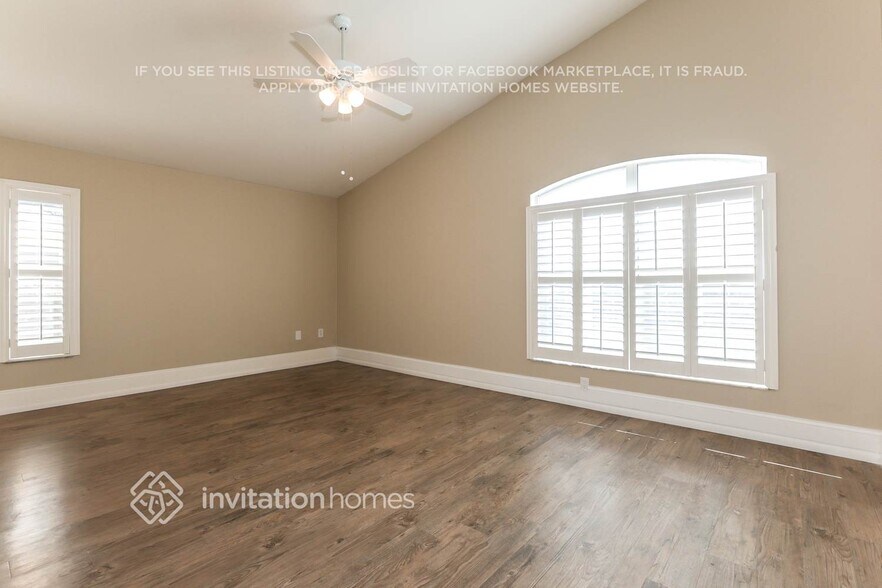 Building Photo - 17652 Nathans Dr