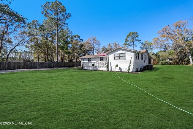 Building Photo - 11321 Deep Ln