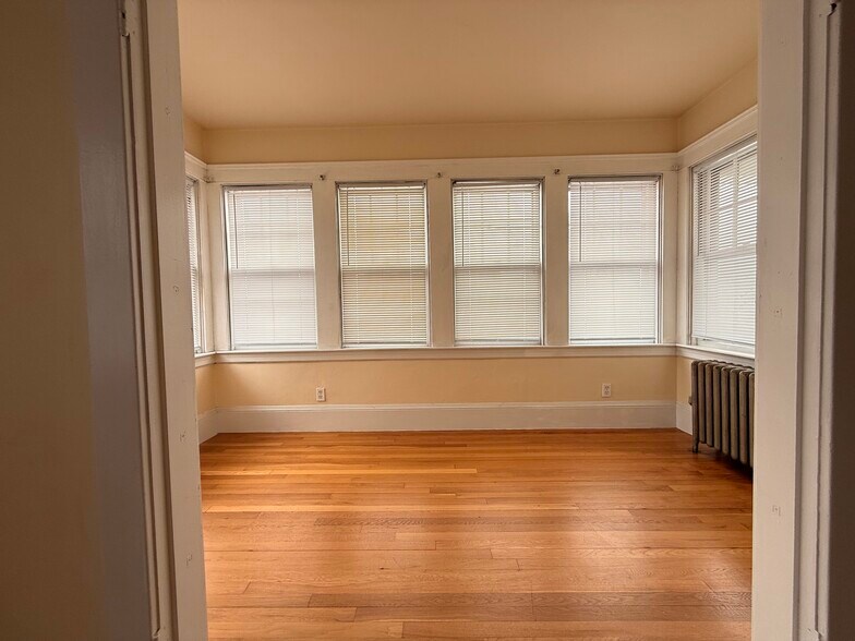 Building Photo - 93 Eldridge St