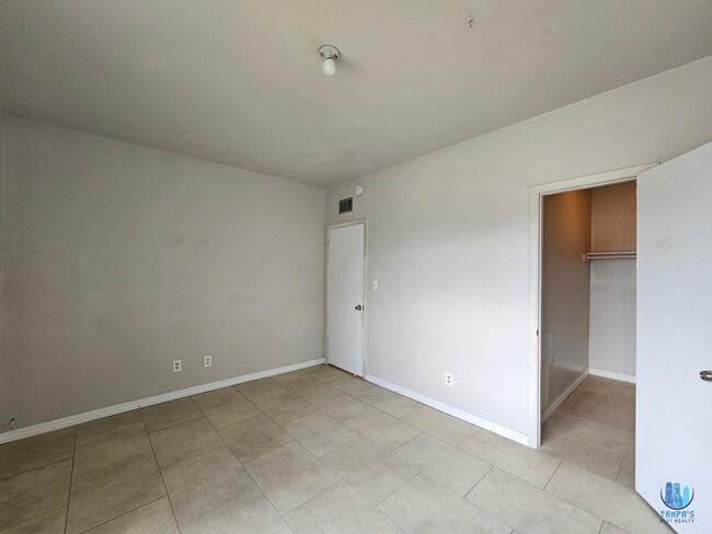Building Photo - 7610 W Powhatan Ave